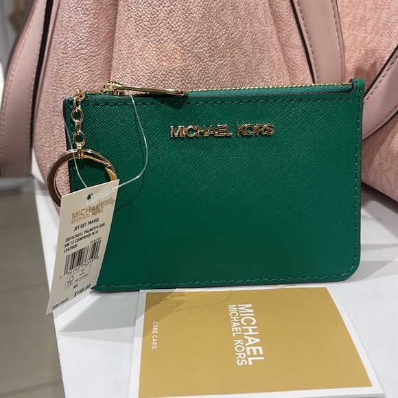 MICHAEL KORS SMALL TOP ZIP COINPOUCH WITH ID PALMETTO GREEN COLOR
NWT - Picture 1 of 16